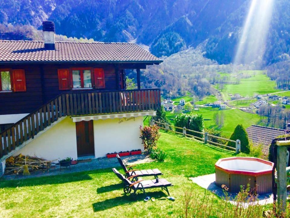 Modern Charme Studio In Chalet Vila Ponto Valentino Exterior foto